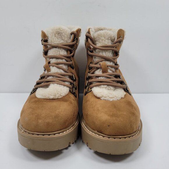 Cliffs By White Mountain Women's Brown Lace up Faux Fur Boots US Size 6.5M - Picture 3 of 8